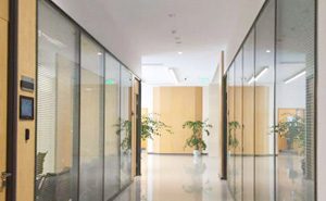 室內(nèi)隔墻用什么材料？怎么做？